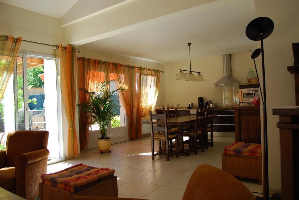 Les Terrasses De Castelmerle Niaux Exterior photo